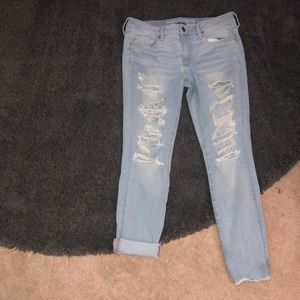 Light washed ripped stretchy skinny jeans